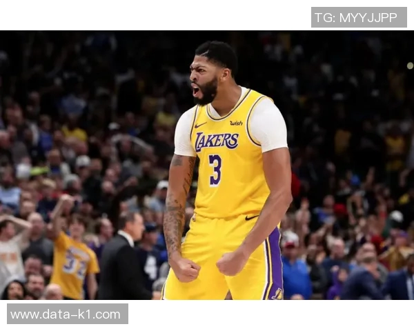 魔术与湖人总决赛第五场激战回顾球员表现与战术分析